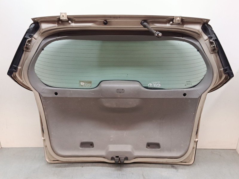 Recambio de porton trasero para renault grand scénic ii (jm0/1_) 1.5 dci (jm1e) referencia OEM IAM   
