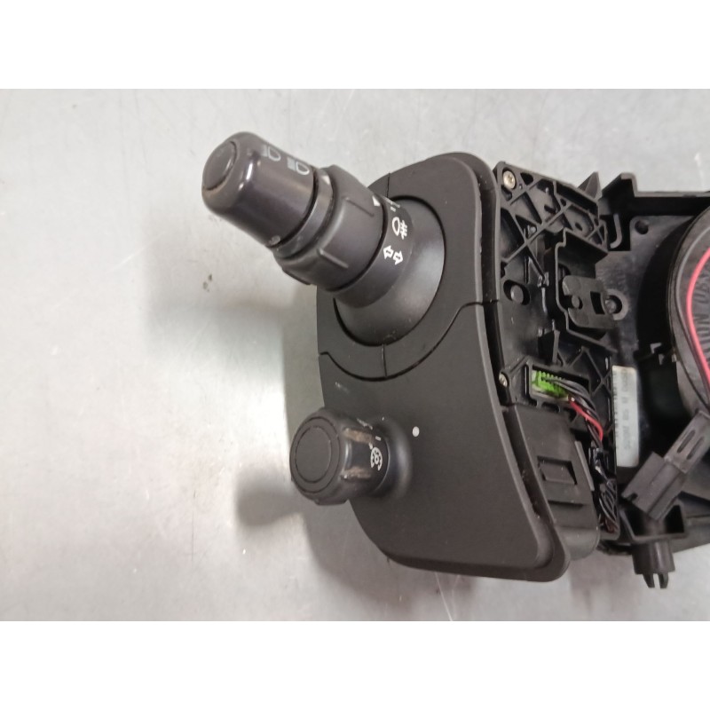 Recambio de mando luces para renault grand scénic ii (jm0/1_) 1.5 dci (jm1e) referencia OEM IAM 7701060399  