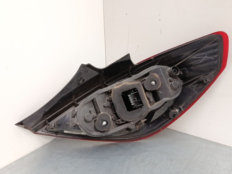 Recambio de piloto trasero izquierdo para opel corsa d (s07) 1.7 cdti (l08, l68) referencia OEM IAM 13242811 89075556A 