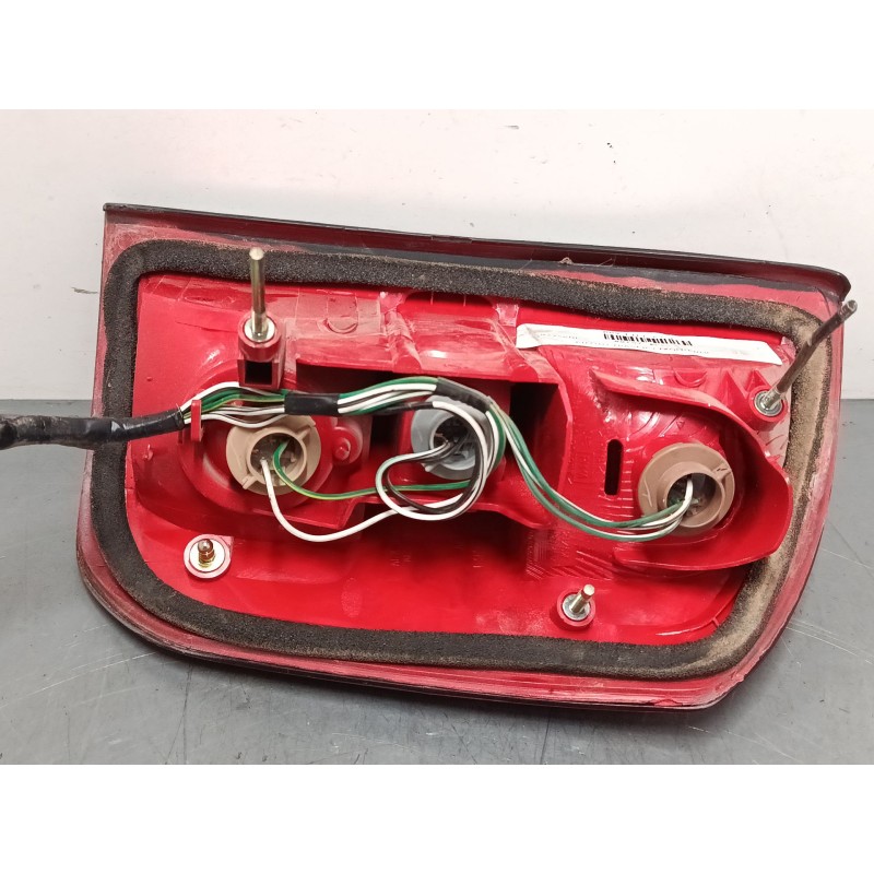 Recambio de piloto trasero izquierdo para toyota rav 4 ii (_a2_) 2.0 4wd (aca21, aca20) referencia OEM IAM 8156142060  