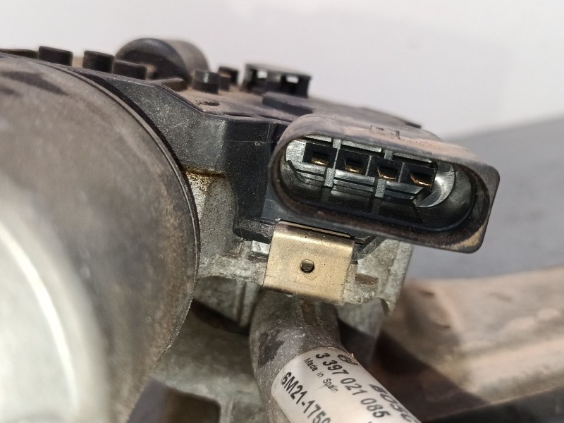 Recambio de motor limpiaparabrisas delantero derecho para ford galaxy ii (wa6) 2.0 tdci referencia OEM IAM 6M2117504BJ 339702108