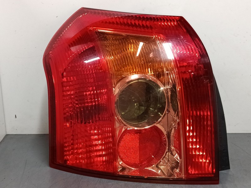 Recambio de piloto trasero izquierdo para toyota corolla (_e12_) 1.4 d (nde120_) referencia OEM IAM 8155002300  