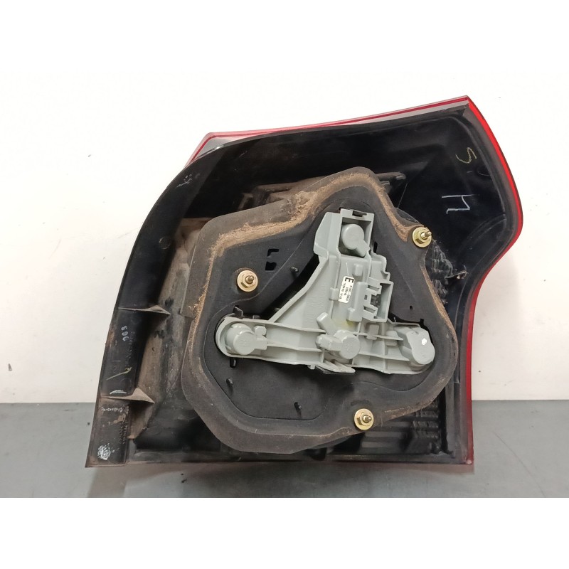 Recambio de piloto trasero izquierdo para toyota corolla (_e12_) 1.4 d (nde120_) referencia OEM IAM 8155002300  