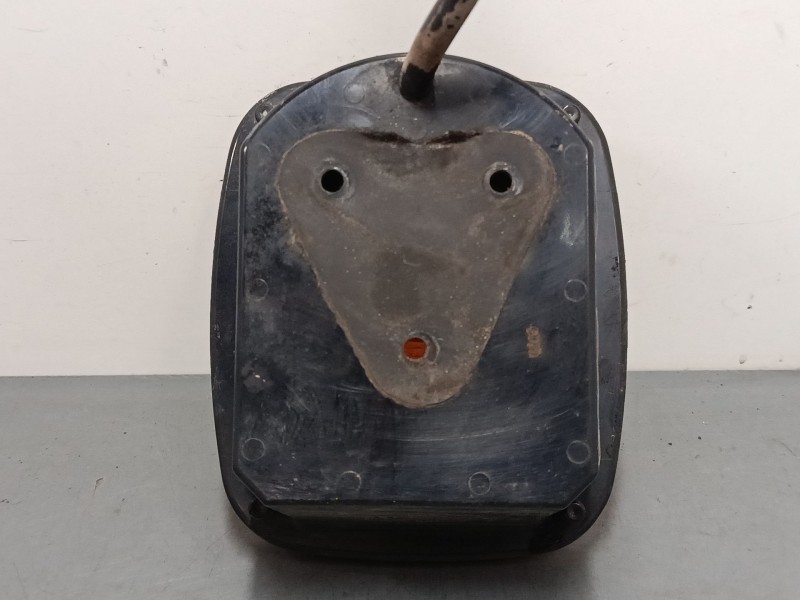 Recambio de piloto trasero derecho para jeep wrangler i (yj, sj_) 4.0 referencia OEM IAM   