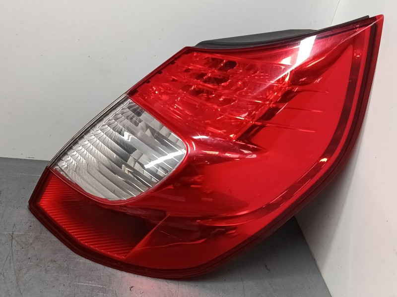 Recambio de piloto trasero derecho para renault scénic ii (jm0/1_) 1.5 dci (jm1e, jm16) referencia OEM IAM 8200474327A  