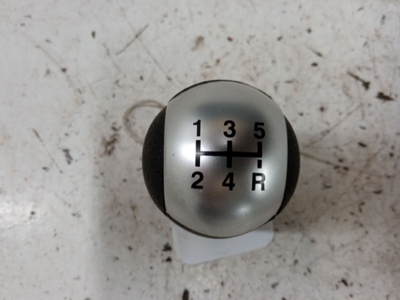 Recambio de pomo palanca cambio para ford focus ii (da_, hcp, dp) 1.6 referencia OEM IAM   