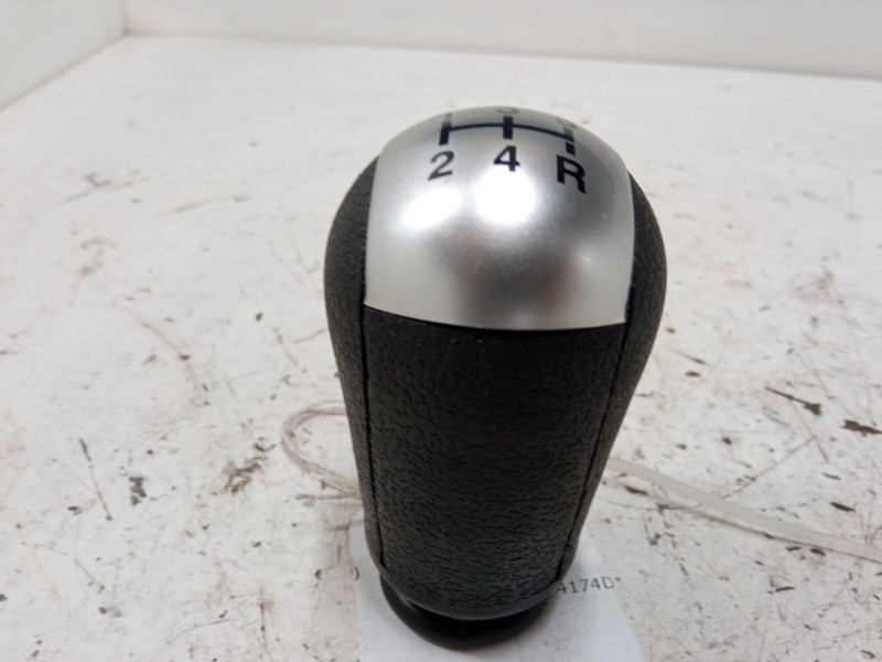Recambio de pomo palanca cambio para ford focus ii (da_, hcp, dp) 1.6 referencia OEM IAM   