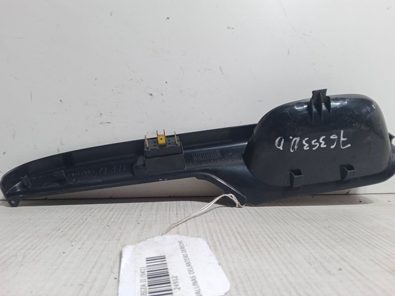 Recambio de mando elevalunas delantero derecho para seat ibiza ii (6k1) 1.6 i referencia OEM IAM 6K0867172AIND7  