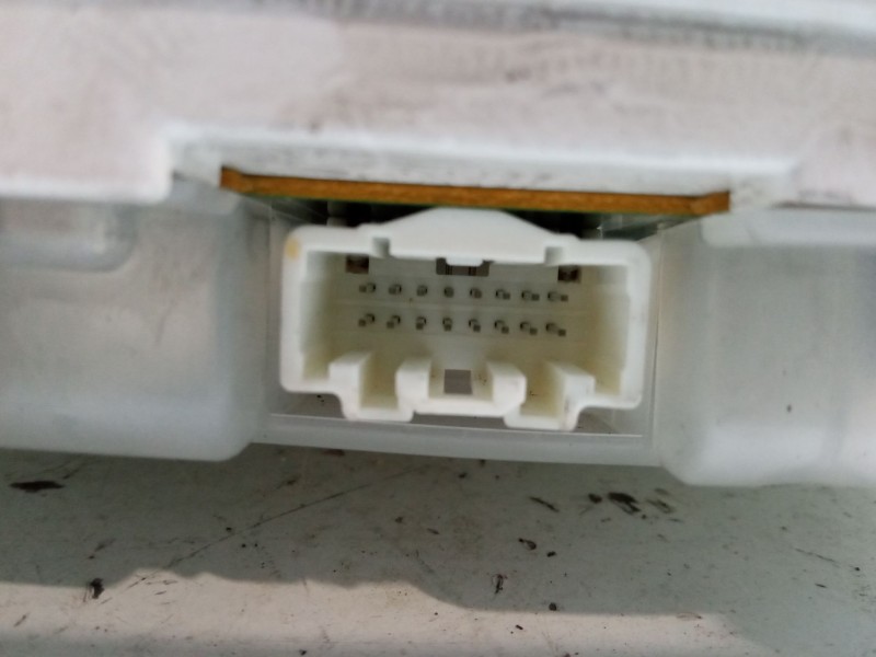 Recambio de cuadro instrumentos para mazda 3 sedán (bk) 1.6 di turbo (bk12y) referencia OEM IAM 4TBN9JB  