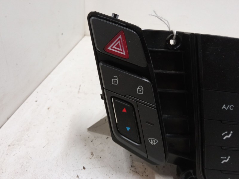 Recambio de mando climatizador para hyundai i40 i (vf) 1.7 crdi referencia OEM IAM 972503ZDD0  