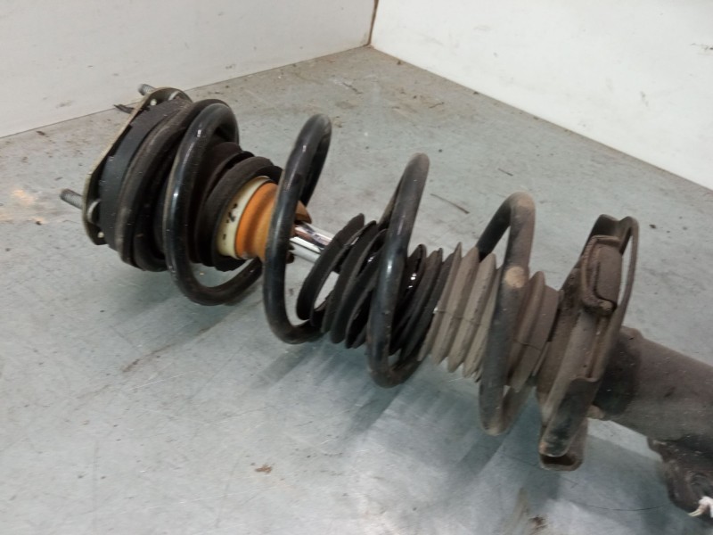 Recambio de amortiguador delantero derecho para ford ecosport 1.0 ecoboost referencia OEM IAM   