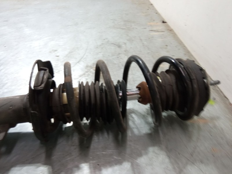 Recambio de amortiguador delantero izquierdo para ford ecosport 1.0 ecoboost referencia OEM IAM   