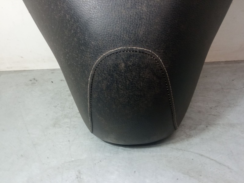 Recambio de asiento para suzuki uh uh 200 burgman (c9) referencia OEM IAM   