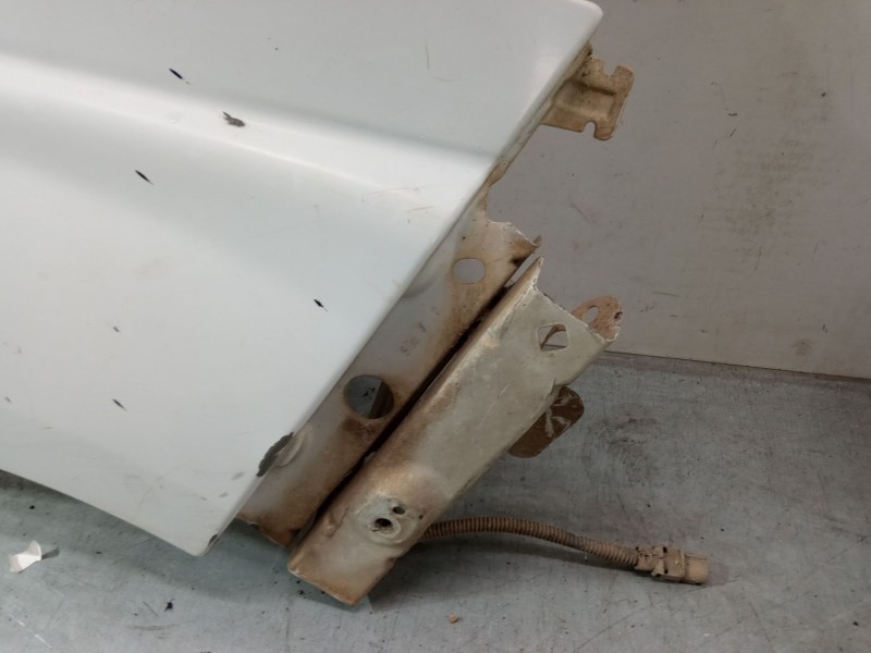 Recambio de aleta delantera derecha para nissan primastar furgoneta (x83) 1.9 dci 100 referencia OEM IAM   