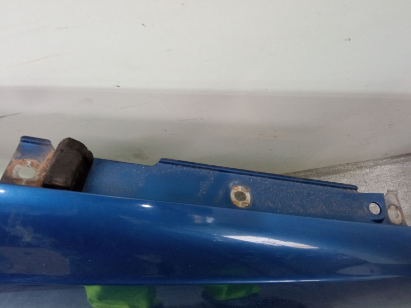 Recambio de aleta delantera derecha para volkswagen polo iv (9n_, 9a_) 1.4 tdi referencia OEM IAM   