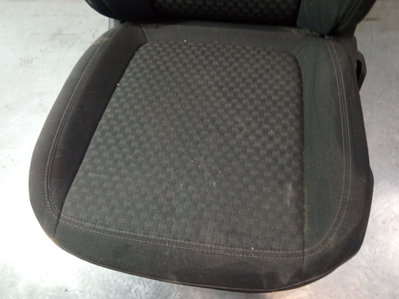 Recambio de asiento delantero izquierdo para ford transit connect v408 furgoneta/monovolumen 1.5 ecoblue referencia OEM IAM   