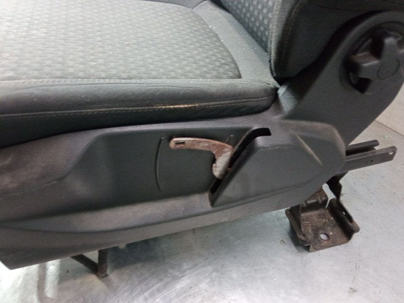 Recambio de asiento delantero izquierdo para ford transit connect v408 furgoneta/monovolumen 1.5 ecoblue referencia OEM IAM   