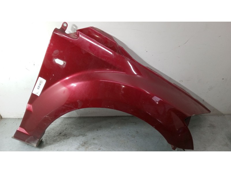 Recambio de aleta delantera derecha para dodge caliber 2.0 crd referencia OEM IAM   