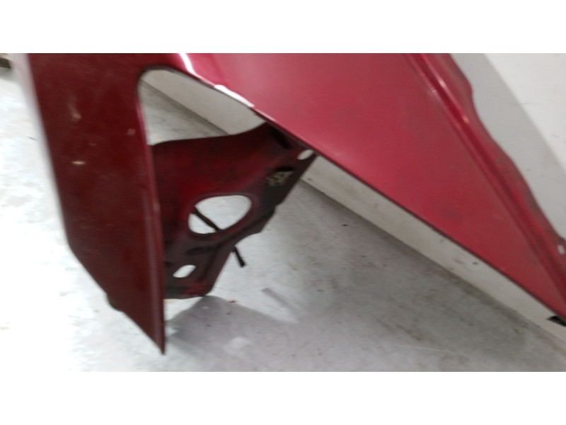 Recambio de aleta delantera derecha para dodge caliber 2.0 crd referencia OEM IAM   