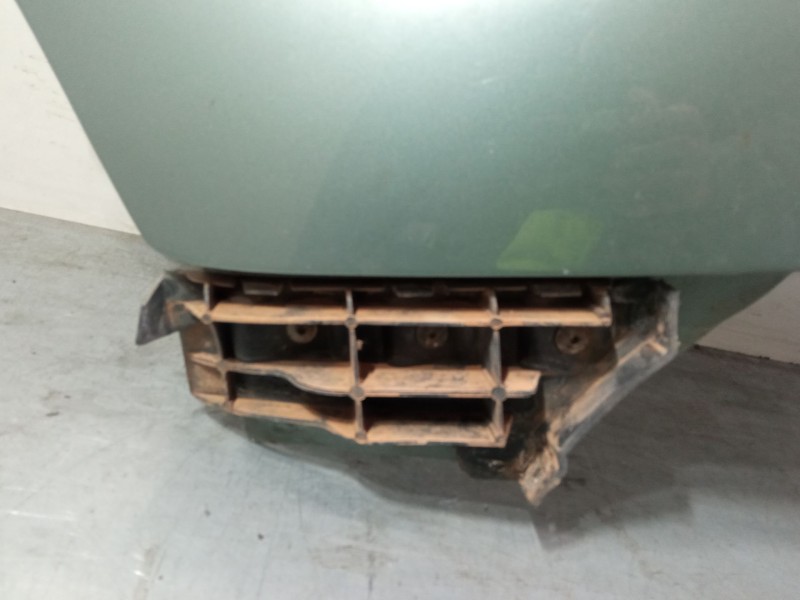 Recambio de aleta delantera izquierda para seat ibiza iii (6l1) 1.4 16v referencia OEM IAM   