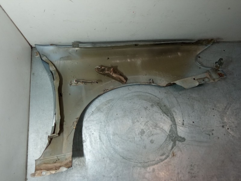 Recambio de aleta delantera izquierda para nissan almera ii hatchback (n16) 2.2 dci referencia OEM IAM   