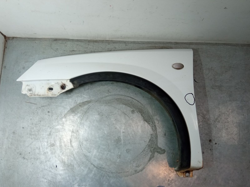 Recambio de aleta delantera izquierda para opel combo tour 1.7 dti 16v referencia OEM IAM   