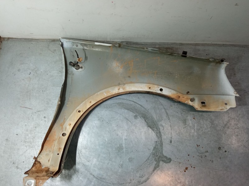 Recambio de aleta delantera izquierda para opel combo tour 1.7 dti 16v referencia OEM IAM   