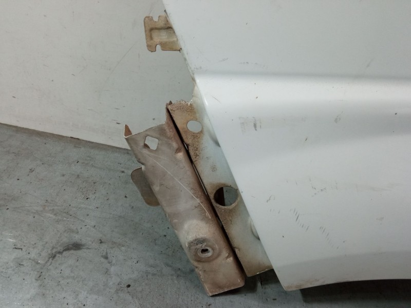 Recambio de aleta delantera izquierda para nissan primastar furgoneta (x83) 1.9 dci 100 referencia OEM IAM   