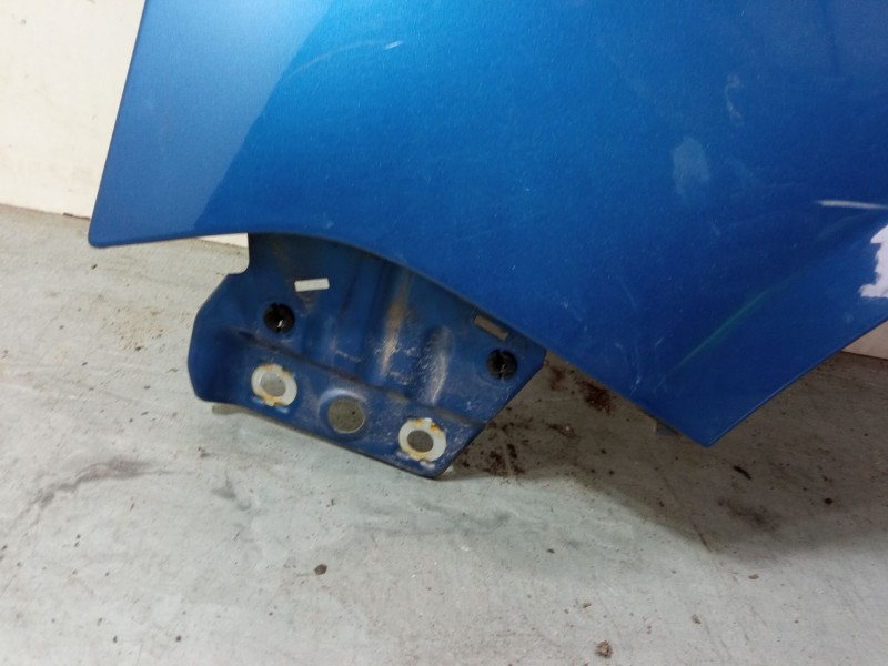 Recambio de aleta delantera izquierda para volkswagen polo iv (9n_, 9a_) 1.4 tdi referencia OEM IAM   