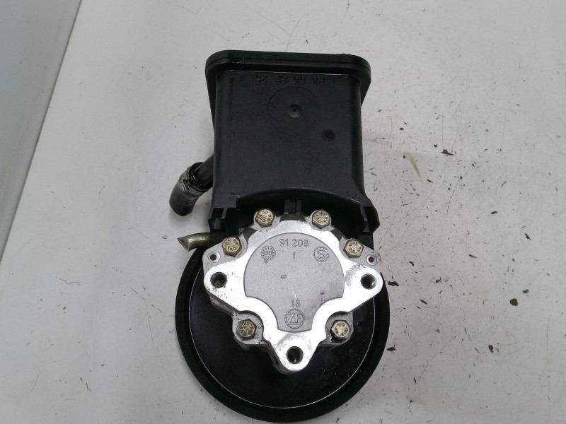 Recambio de bomba servodireccion para bmw 3 (e46) 320 d referencia OEM IAM   