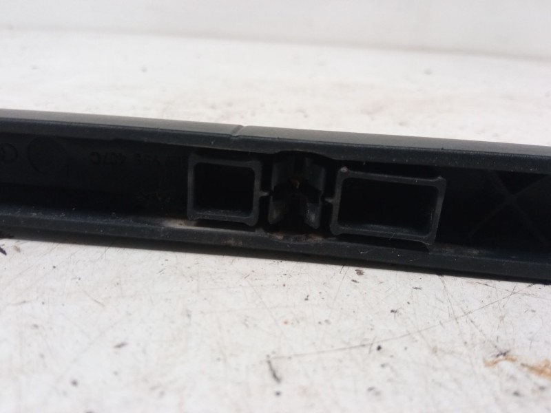 Recambio de brazo limpia trasero para audi a3 (8p1) 2.0 tdi 16v referencia OEM IAM   