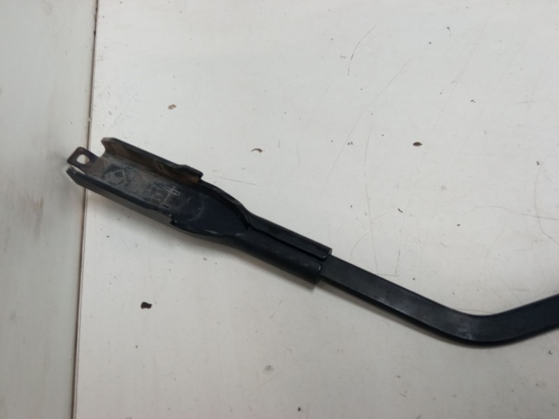 Recambio de brazo limpia delantero izquierdo para fiat grande punto (199_) 1.2 referencia OEM IAM   
