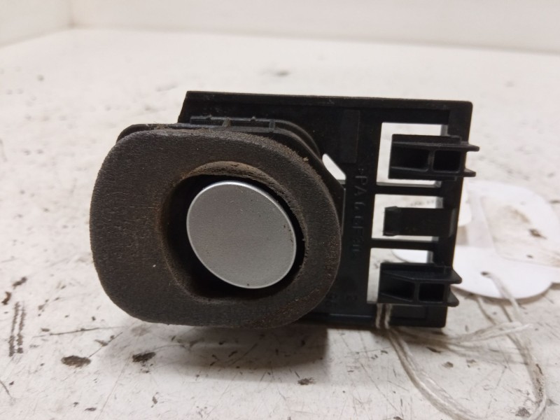 Recambio de boton apertura porton para peugeot 307 cc (3b) 2.0 16v referencia OEM IAM 9632343580  