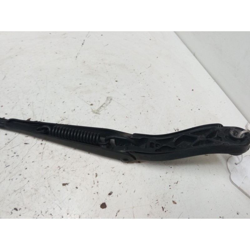 Recambio de brazo limpia delantero izquierdo para mercedes-benz clase a (w169) a 180 cdi (169.007, 169.307) referencia OEM IAM  