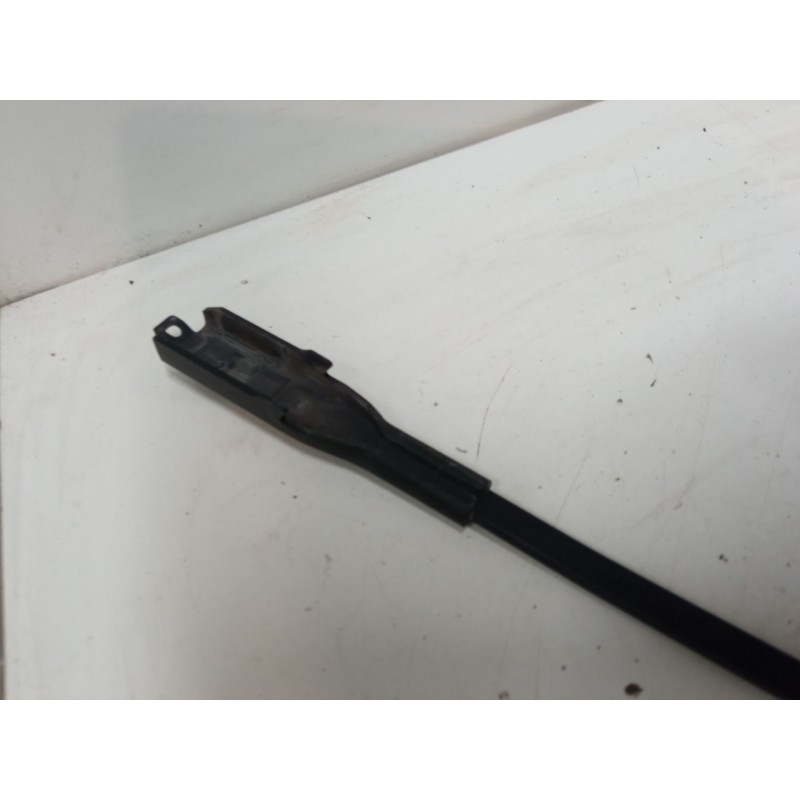 Recambio de brazo limpia delantero izquierdo para mercedes-benz clase a (w169) a 180 cdi (169.007, 169.307) referencia OEM IAM  