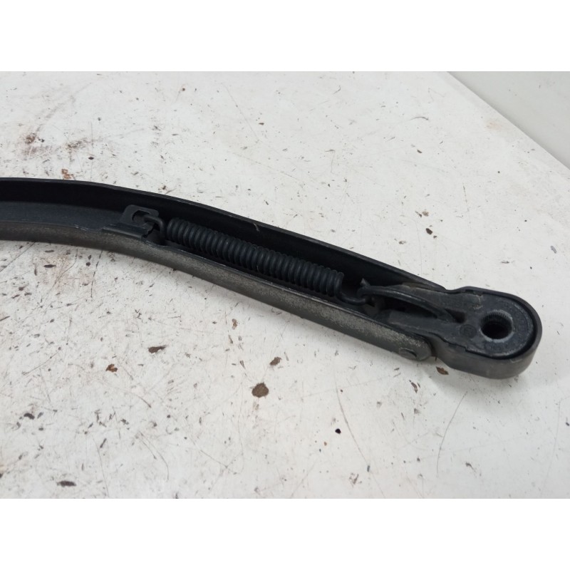 Recambio de brazo limpia trasero para renault laguna iii (bt0/1) 1.5 dci (bt00, bt0a, bt0t, bt1j) referencia OEM IAM   