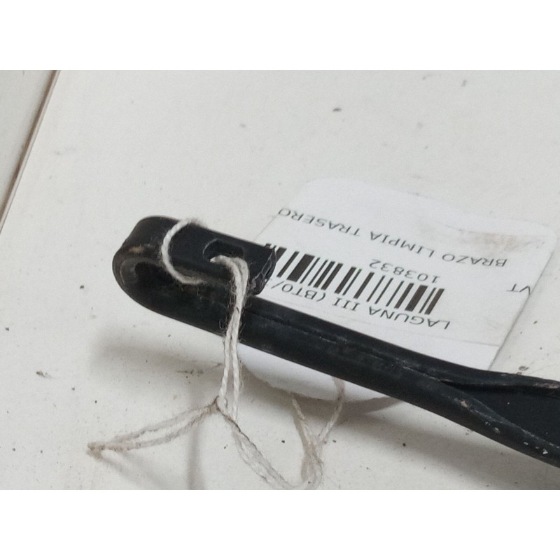 Recambio de brazo limpia trasero para renault laguna iii (bt0/1) 1.5 dci (bt00, bt0a, bt0t, bt1j) referencia OEM IAM   