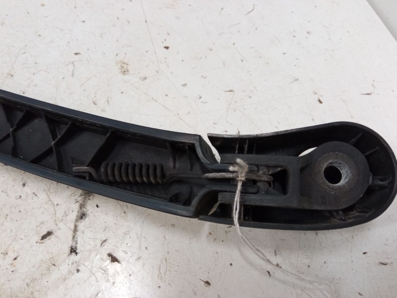 Recambio de brazo limpia trasero para seat altea (5p1) 1.9 tdi referencia OEM IAM   