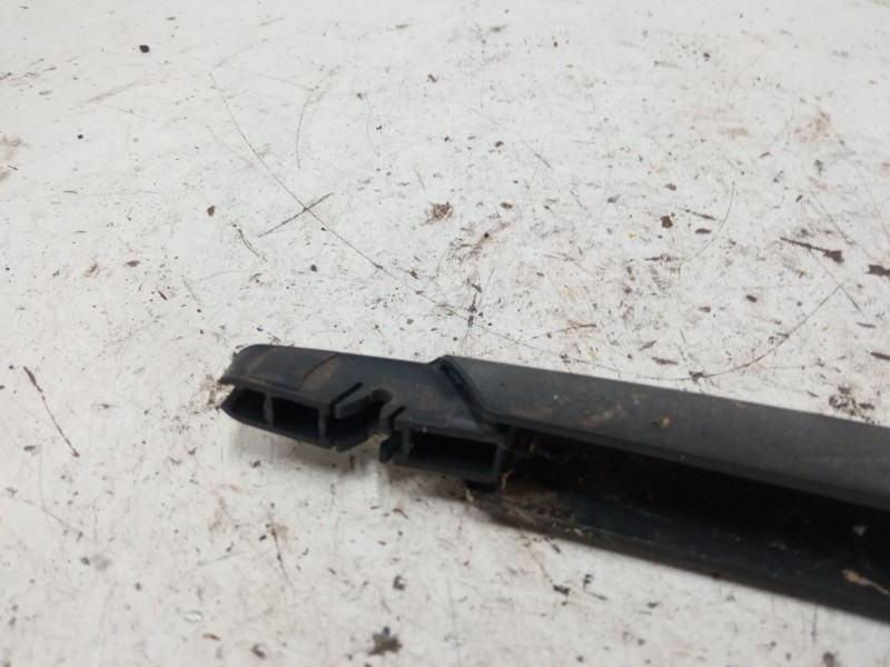 Recambio de brazo limpia trasero para nissan juke (f15) 1.6 referencia OEM IAM   