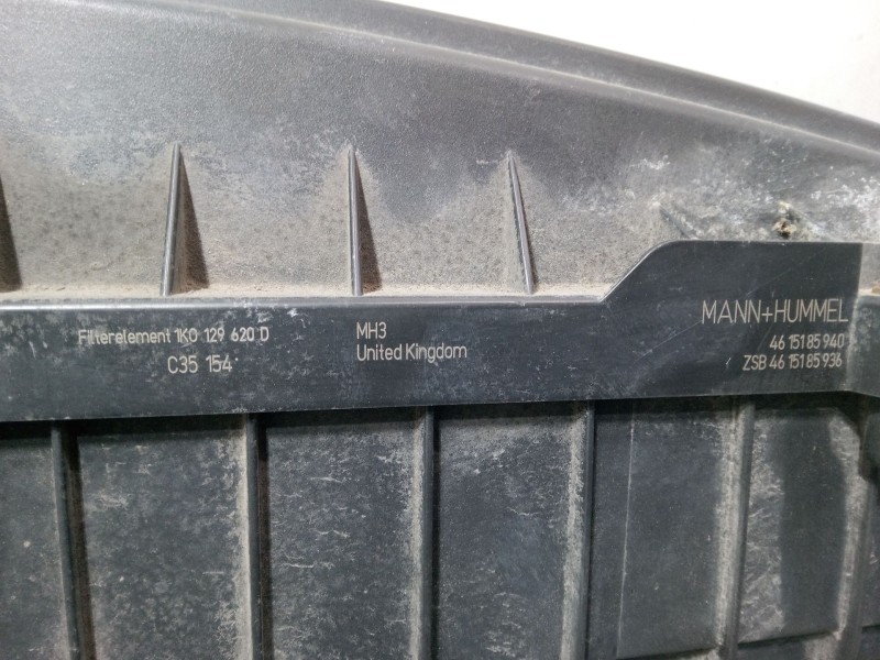 Recambio de caja filtro de aire para seat leon (1p1) 1.9 tdi referencia OEM IAM   