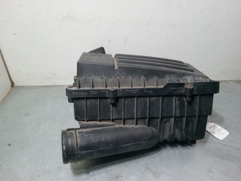 Recambio de caja filtro de aire para seat leon (1p1) 1.9 tdi referencia OEM IAM   