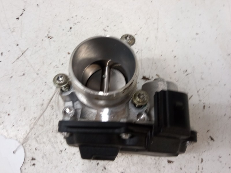 Recambio de caja mariposa para ford ecosport 1.0 ecoboost referencia OEM IAM 702935140  