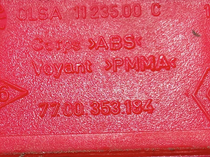 Recambio de catadioptrico trasero izquierdo para nissan primastar furgoneta (x83) 1.9 dci 100 referencia OEM IAM   