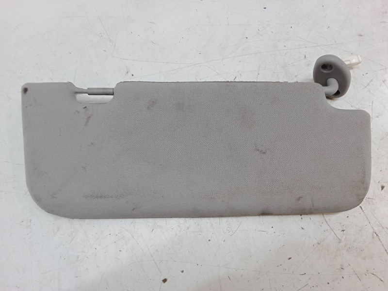 Recambio de parasol izquierdo para ssangyong korando (ck) 2.0 e-xdi referencia OEM IAM   