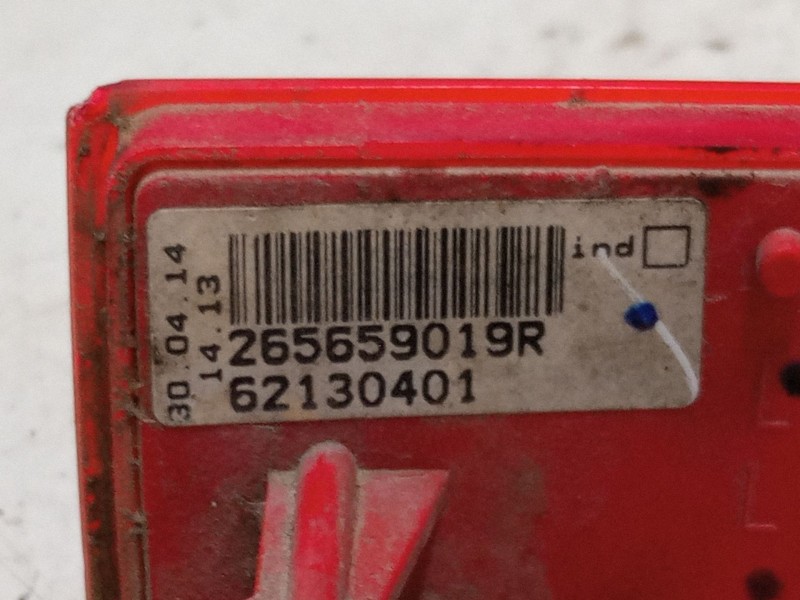 Recambio de catadioptrico trasero izquierdo para dacia sandero ii (b8_) 1.5 dci 75 / blue dci 75 (b8jw, b8m4, b8ah, b8m7, b8m6) 