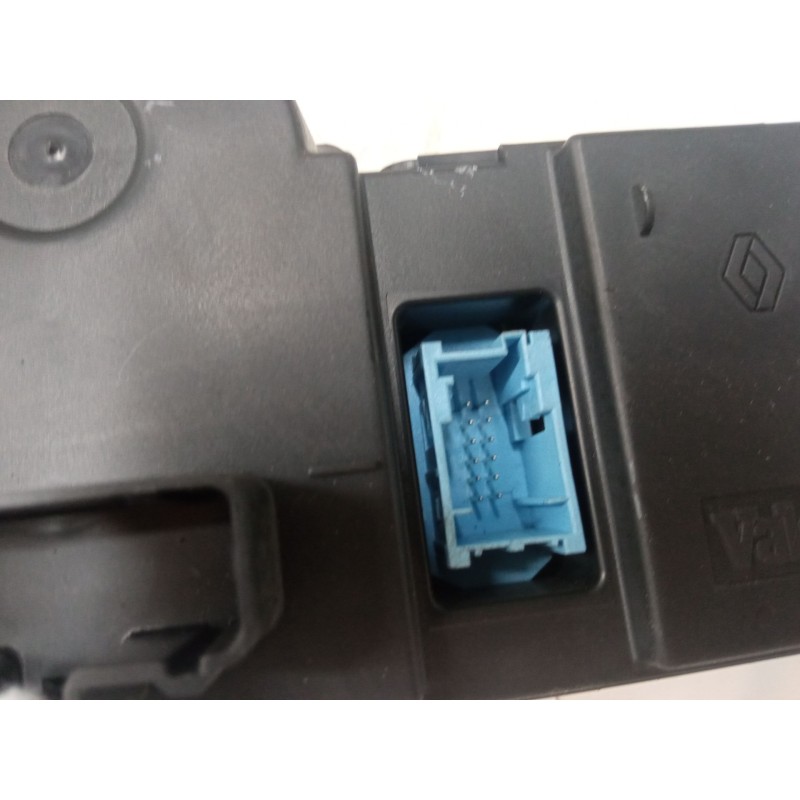 Recambio de mando climatizador para renault megane ii coupé-cabriolet (em0/1_) 1.5 dci (em1e) referencia OEM IAM 8200413906  