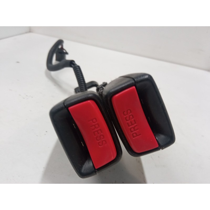 Recambio de anclaje cinturon trasero izquierdo para honda civic viii hatchback (fn, fk) 2.2 ctdi (fk3) referencia OEM IAM   