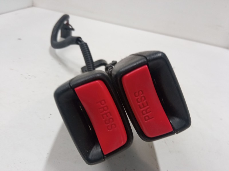 Recambio de anclaje cinturon trasero izquierdo para honda civic viii hatchback (fn, fk) 2.2 ctdi (fk3) referencia OEM IAM   