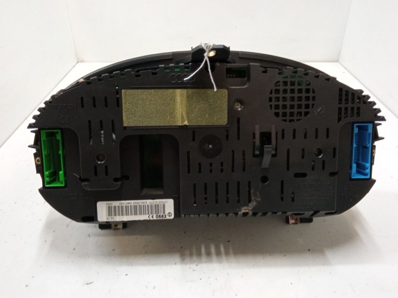 Recambio de cuadro instrumentos para audi a2 (8z0) 1.4 tdi referencia OEM IAM 110080192  