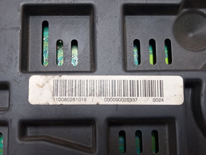 Recambio de cuadro instrumentos para opel astra h (a04) 1.4 (l48) referencia OEM IAM 13186321HC  